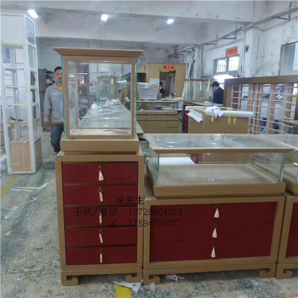 中式珠寶展柜制作.jpg