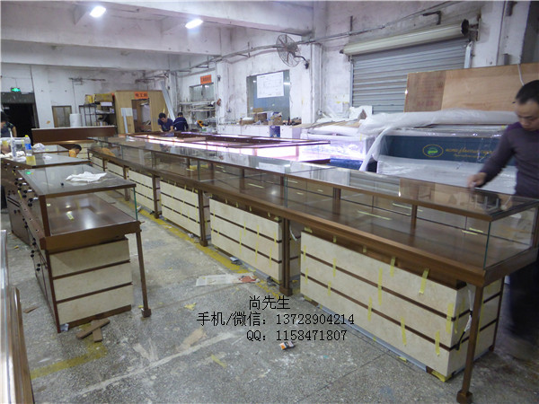 高檔珠寶展柜制作.jpg 高檔珠寶展柜制作.jpg