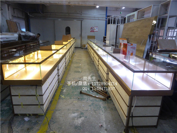 大理石珠寶展示柜.jpg 大理石珠寶展示柜.jpg