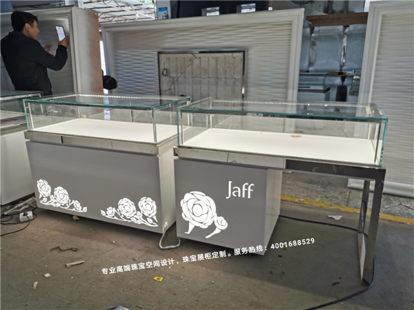 珠寶展示柜.jpg