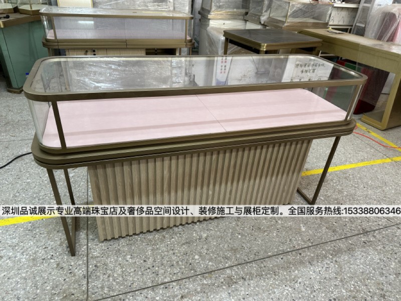 澳門PRINCE太子鐘表珠寶展柜定制